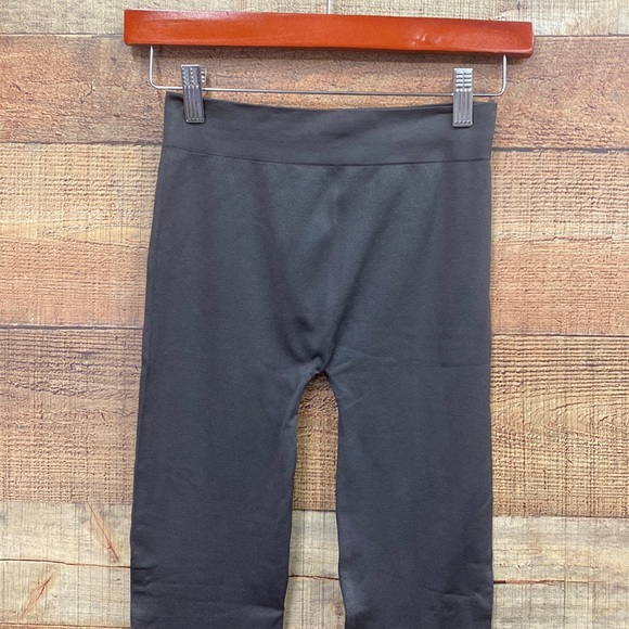 Zenana Outfitters Midnight Gray Leggings NEW - Picture 2 of 4